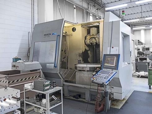 Centro di Lavoro MIKRON UCP 1350 4∞/5∞ ASSI